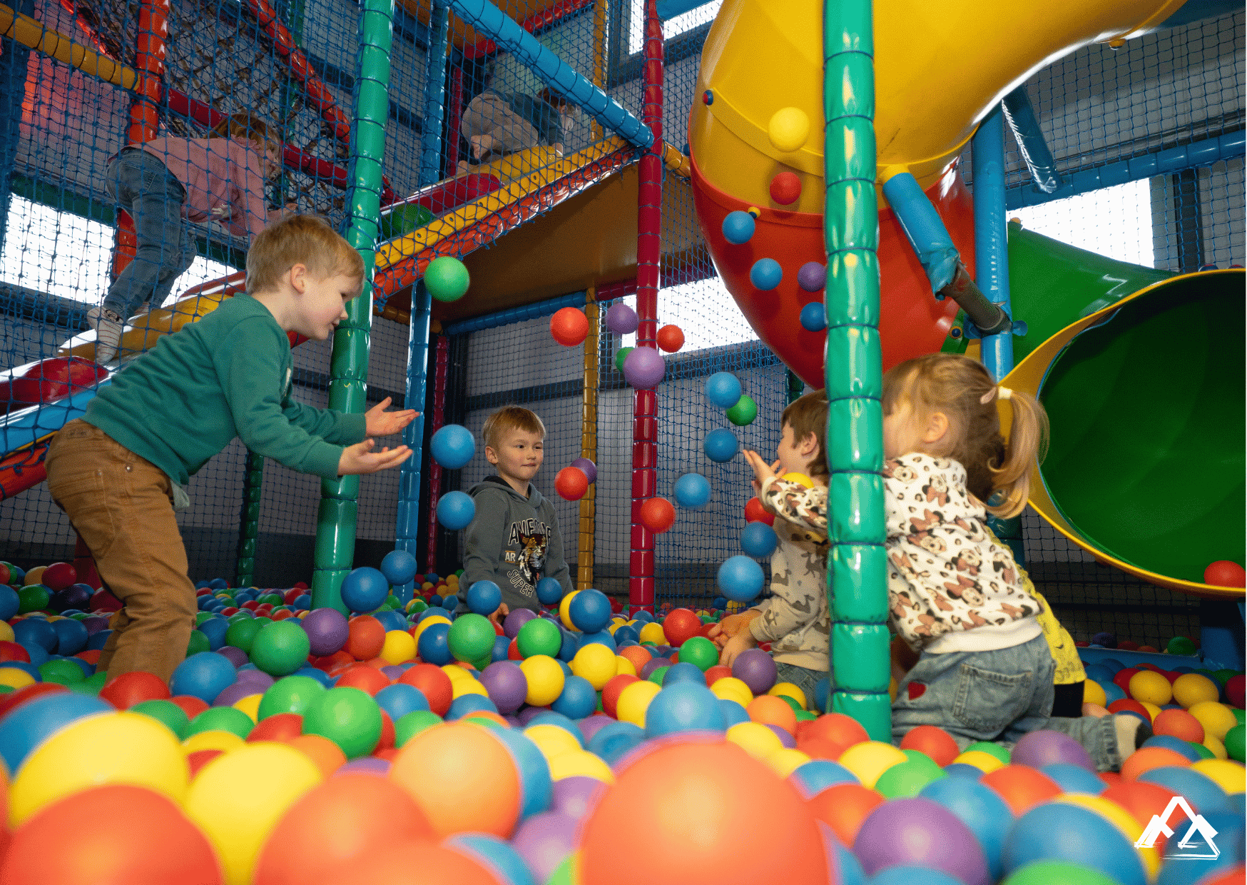 Spelen bij domein de putten Spelen bij 't tofste speelhuis